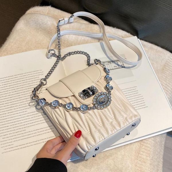 diamond chain tote bucket bag 2021 fashion pu leather women's designer handbag travel shoulder messenger bags
diamond chain tote bucket bag 2021 fashion pu leather women's designer handbag travel shoulder messenger bags