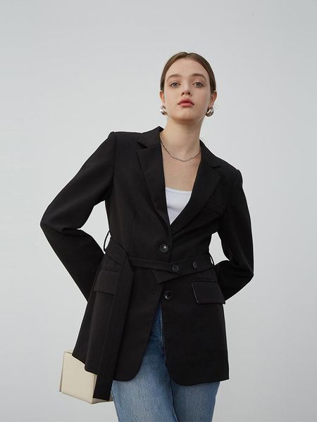 design sense back hollow temperament goddess fan suit jacket autumn m211-2, White;black
design sense back hollow temperament goddess fan suit jacket autumn m211-2, White;black