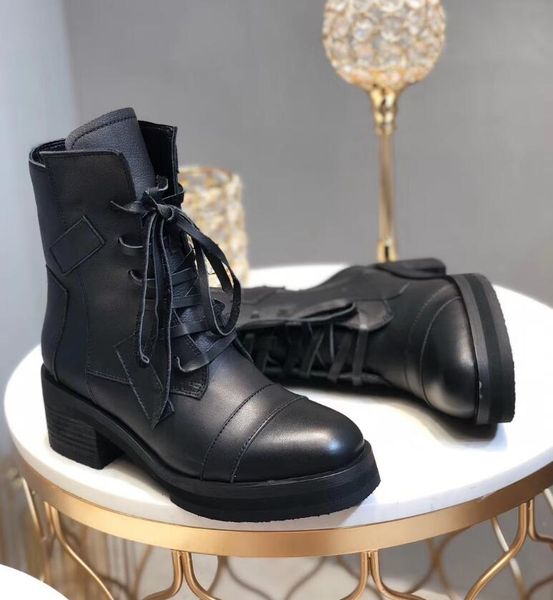 2020 autumn winter martin boots european and american style flat leather fashion motorcycle boots, Black
2020 autumn winter martin boots european and american style flat leather fashion motorcycle boots, Black