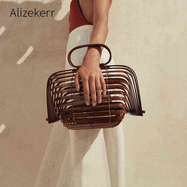 shopping bags summer bamboo beach women hand woven hollow out basket wooden purse ladies vacation straw bohemia sac paille 220303
shopping bags summer bamboo beach women hand woven hollow out basket wooden purse ladies vacation straw bohemia sac paille 220303