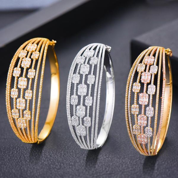 bangle godki 2021 luxury stackable for women wedding bagutte cut cubic zircon crystal cz dubai bracelet party jewelry, Black
bangle godki 2021 luxury stackable for women wedding bagutte cut cubic zircon crystal cz dubai bracelet party jewelry, Black