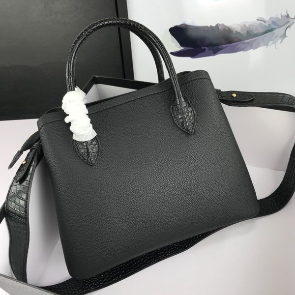 classic women shoulder bags floral print handbags hobo bags strap crossbody shoulder bag genuine leather handbag 30cm
classic women shoulder bags floral print handbags hobo bags strap crossbody shoulder bag genuine leather handbag 30cm