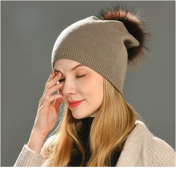 wholesale real raccoon fur pom pom knitted hat women beanies cashmere winter hat female girl cotton skullies wool be jllutz
wholesale real raccoon fur pom pom knitted hat women beanies cashmere winter hat female girl cotton skullies wool be jllutz