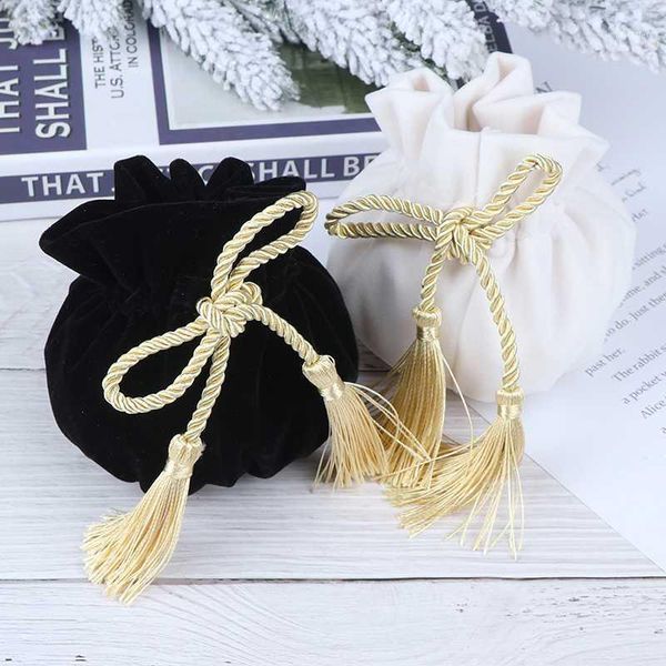 gift wrap light blue round bottom with gray tassel velvet drawstring bagjewelry packaging pouch bags & packing 12x17cm mp31
gift wrap light blue round bottom with gray tassel velvet drawstring bagjewelry packaging pouch bags & packing 12x17cm mp31