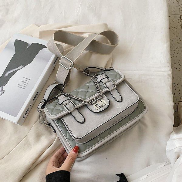 2020 new winter retro flip lock classic ladies bag casual leather shoulder bag clutch messenger travel handbag
2020 new winter retro flip lock classic ladies bag casual leather shoulder bag clutch messenger travel handbag