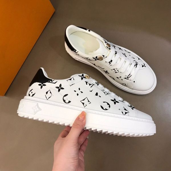 arrival fashion women flats thick bottom printing shoes genuine leather portable casual shoes
arrival fashion women flats thick bottom printing shoes genuine leather portable casual shoes