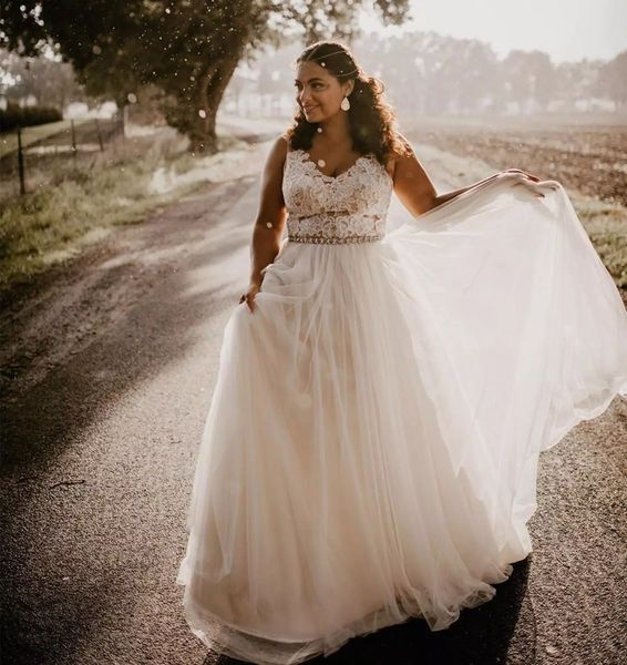 2021 plus size a-line wedding dresses backless bridal gown floor length sleeveless lace appliques with belt elegant simple tulle, White
2021 plus size a-line wedding dresses backless bridal gown floor length sleeveless lace appliques with belt elegant simple tulle, White