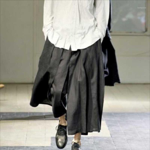 men's trousers european and american cropped trousers wide leg men slacks culottes black catwalk fashion1
men's trousers european and american cropped trousers wide leg men slacks culottes black catwalk fashion1