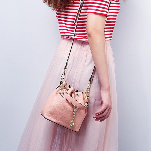 genuine leather ladies bags female shopping shoulder bags for women handbag casual women's messenger
genuine leather ladies bags female shopping shoulder bags for women handbag casual women's messenger