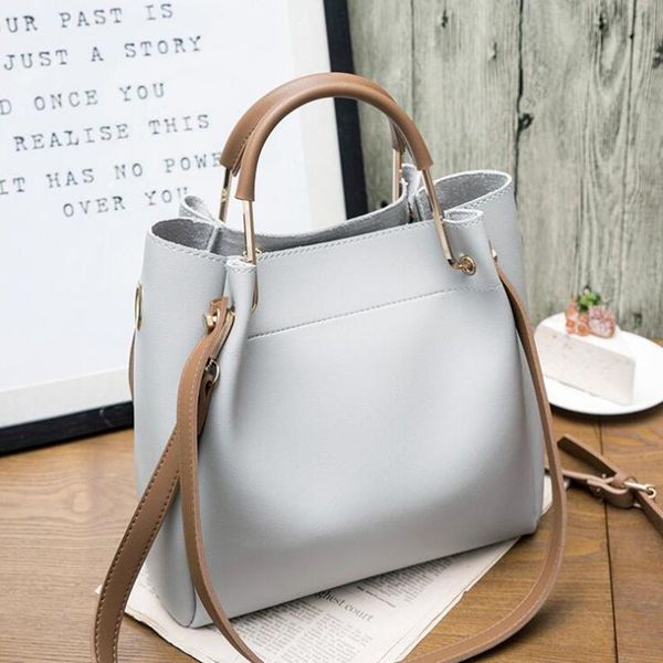 bucket bag handbag fashion simple large capacity commut bag casual shoulder cross female pack brand
bucket bag handbag fashion simple large capacity commut bag casual shoulder cross female pack brand