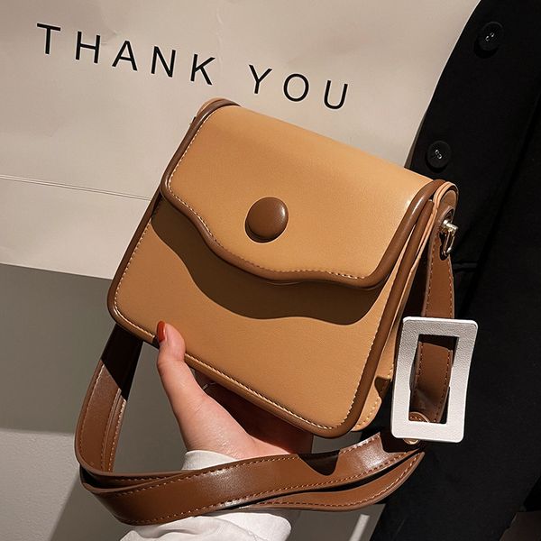 texture women's 2022 autumn and winter new versatile messenger foreign style fashion single shoulder armpit bag
texture women's 2022 autumn and winter new versatile messenger foreign style fashion single shoulder armpit bag