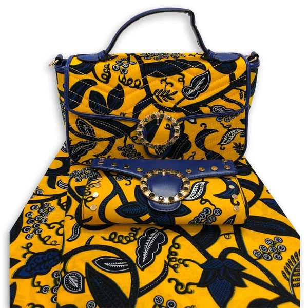 2020 summer fashion handbag and 100% cotton wax fabric set african new arrival woman bag and wax fabric for made dress
2020 summer fashion handbag and 100% cotton wax fabric set african new arrival woman bag and wax fabric for made dress