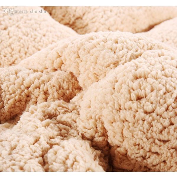 wholesale- shipping,extra warm winter patchwork comforter 2.0-4.0kg winter quilt for home.vcm803 nqail
wholesale- shipping,extra warm winter patchwork comforter 2.0-4.0kg winter quilt for home.vcm803 nqail