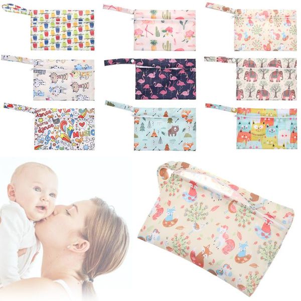 2020 New Waterproof Reusable Diaper Bag Printed Pocket Zipper Nappy Pouch Practical Travel Dry Wet Bags Diaper Organizer
