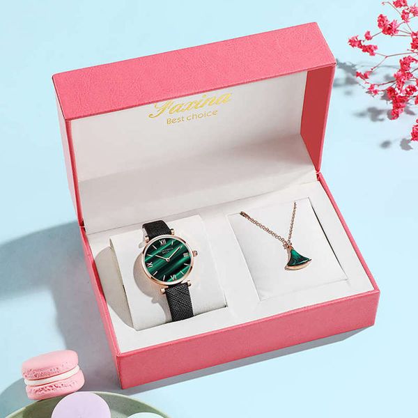 2020 new xin tiktok live fa broadcast drainage fashion small green table fashion dress ladies watch, Slivery;brown
2020 new xin tiktok live fa broadcast drainage fashion small green table fashion dress ladies watch, Slivery;brown