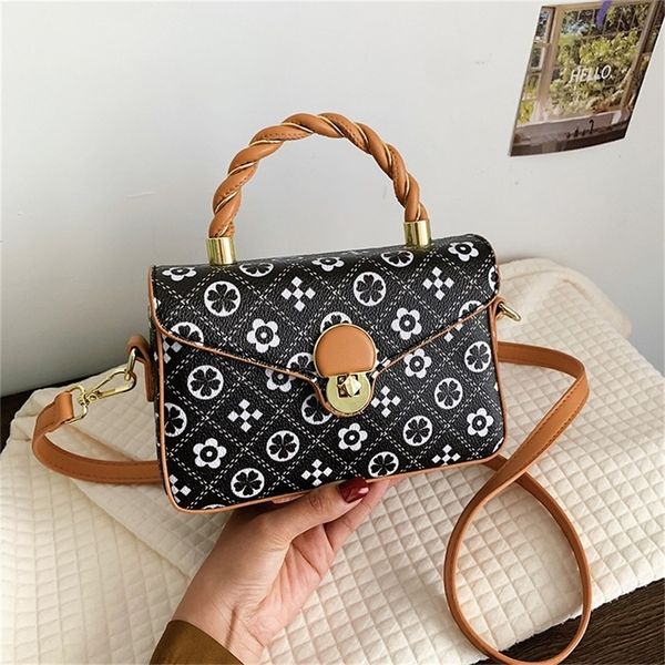 outlet sale 80% off bag women's new fashion texture portable small square bag printed single shoulder messenger
outlet sale 80% off bag women's new fashion texture portable small square bag printed single shoulder messenger