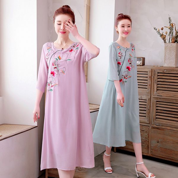 woman plus size dress embroidered embroidery of summer beach women 2021 long party dresses midi vintage flower loose casual blouse vjx0, Black;gray
woman plus size dress embroidered embroidery of summer beach women 2021 long party dresses midi vintage flower loose casual blouse vjx0, Black;gray