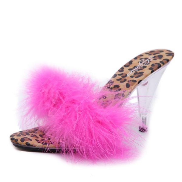 2021 new summer's hairy skin slippers from the female transparent crystal ten in high heels night leopard club print bombs fz55, Black
2021 new summer's hairy skin slippers from the female transparent crystal ten in high heels night leopard club print bombs fz55, Black