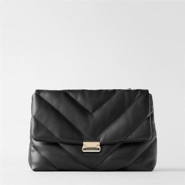 new female black quilted shoulder bag messenger bag 2020 portable large soft leather chain bags women purse and handbags
new female black quilted shoulder bag messenger bag 2020 portable large soft leather chain bags women purse and handbags