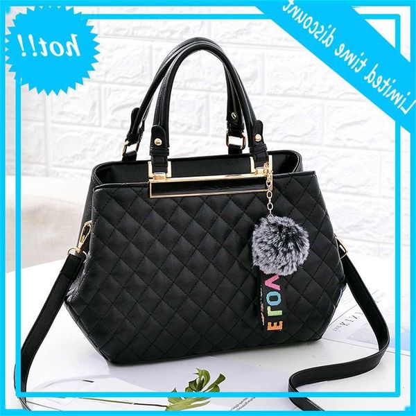 new, simple, casual, middle-aged women, women's bags, handbags and shoulder bags
new, simple, casual, middle-aged women, women's bags, handbags and shoulder bags