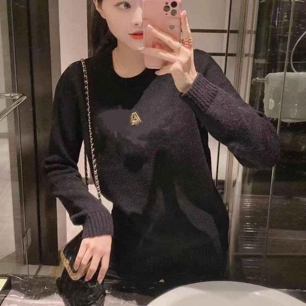 autumn and winter fashion women's classic autumn and winter basic round neck cotton hooded loose fit, White;black
autumn and winter fashion women's classic autumn and winter basic round neck cotton hooded loose fit, White;black