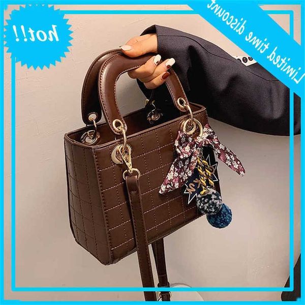 rooster square tote 2021 fashion new quality pu learn women designer handbag seat shoulder bag wallet
rooster square tote 2021 fashion new quality pu learn women designer handbag seat shoulder bag wallet