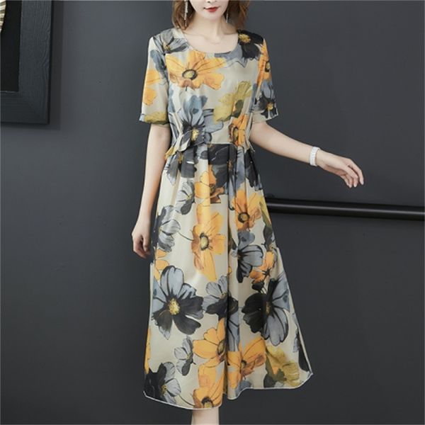 dressed in floral print vintage woman as a noche fiesta retro clothes for woman-lined summer 06qz, Black;gray
dressed in floral print vintage woman as a noche fiesta retro clothes for woman-lined summer 06qz, Black;gray
