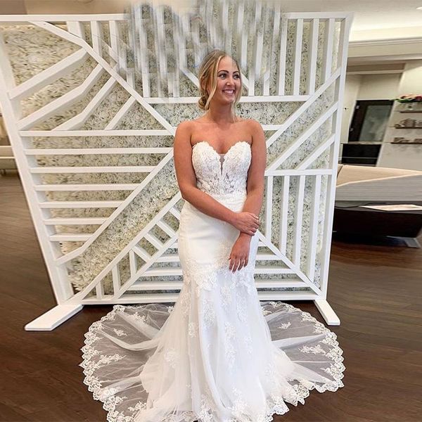 new romantic mermaid wedding dresses sweetheart appliques lace bridal gowns sweep train custom made wedding dress l57, White
new romantic mermaid wedding dresses sweetheart appliques lace bridal gowns sweep train custom made wedding dress l57, White