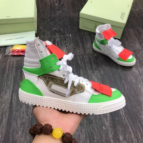 2020 designer men women high sneakers casual and comfortable leather breathable sneakers couple shoes size 35-45, Black
2020 designer men women high sneakers casual and comfortable leather breathable sneakers couple shoes size 35-45, Black