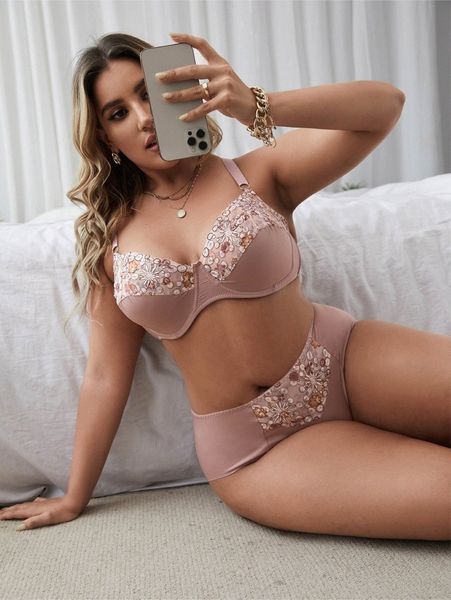 plus contrast mesh underwire lingerie set w7xv#, Black;white 
plus contrast mesh underwire lingerie set w7xv#, Black;white