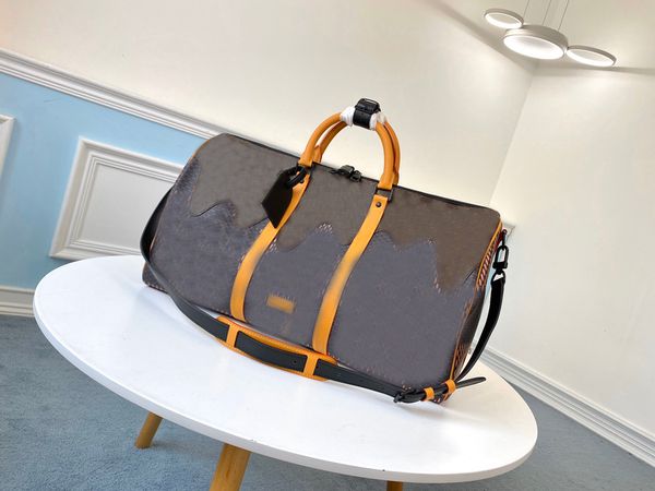 2022 new classic luxury designer large capacity travel bags, portable, shoulder and back, travel essential bag 40360
2022 new classic luxury designer large capacity travel bags, portable, shoulder and back, travel essential bag 40360