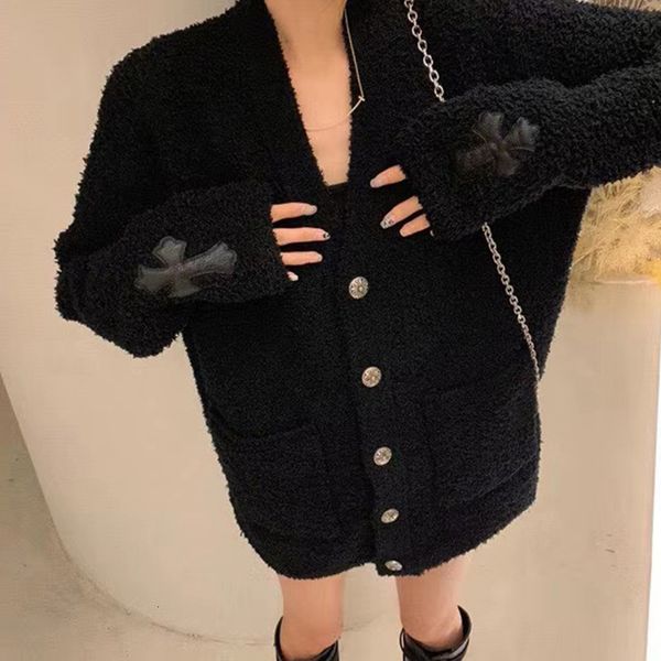 crosin knitted cardigan fried street coat lazy wind cross leather label personalized sweater women's fashion design, Black;brown
crosin knitted cardigan fried street coat lazy wind cross leather label personalized sweater women's fashion design, Black;brown