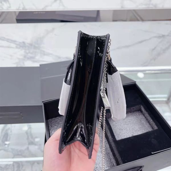 mini mirror leather handbags shoulder chain bags luxury patent leather totes lady tiny purses pochettes triangle chains diamond lattice cute
mini mirror leather handbags shoulder chain bags luxury patent leather totes lady tiny purses pochettes triangle chains diamond lattice cute