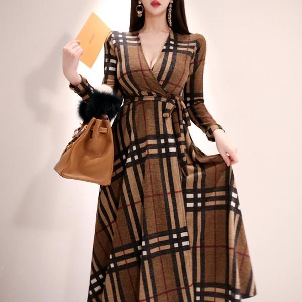 2021 dress fashion real sv collar tucked waist plaid wrap1, Black;gray
2021 dress fashion real sv collar tucked waist plaid wrap1, Black;gray