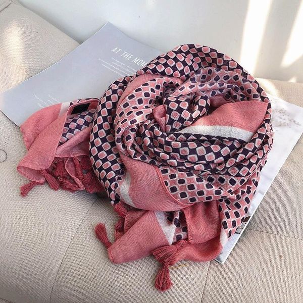 shawls autumn winter fashion polka plaid tassel viscose shawl scarf lady wrap foulards stole muslim hijabs snood, Blue;gray
shawls autumn winter fashion polka plaid tassel viscose shawl scarf lady wrap foulards stole muslim hijabs snood, Blue;gray