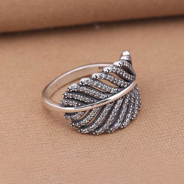 925 sterling silver light as feather clear cz stones ring fit pandora style jewelry engagement wedding lovers fashion ring for women
925 sterling silver light as feather clear cz stones ring fit pandora style jewelry engagement wedding lovers fashion ring for women