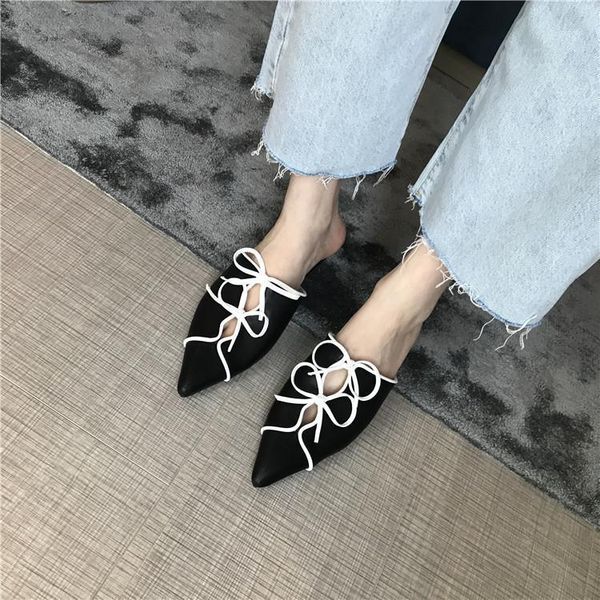 shoes butterfly-knot med thin heels slippers casual slipers women pointed toe low slides luxury 2020 fretwork butterfly-knot1, Black
shoes butterfly-knot med thin heels slippers casual slipers women pointed toe low slides luxury 2020 fretwork butterfly-knot1, Black