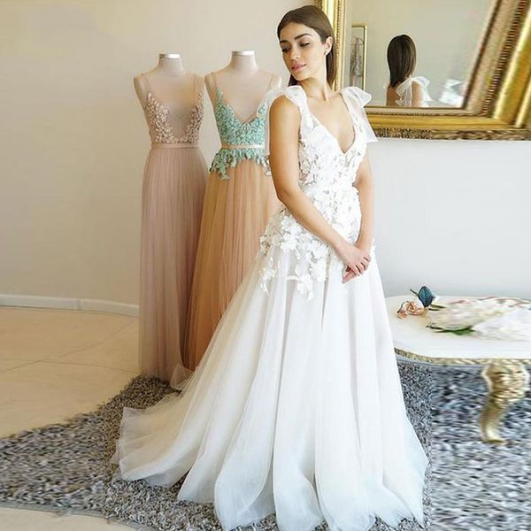 flower appliques lace wedding dresses ribbon bow straps v neck a line floor length 2021 boho bridal gowns vestido de noiva, White
flower appliques lace wedding dresses ribbon bow straps v neck a line floor length 2021 boho bridal gowns vestido de noiva, White