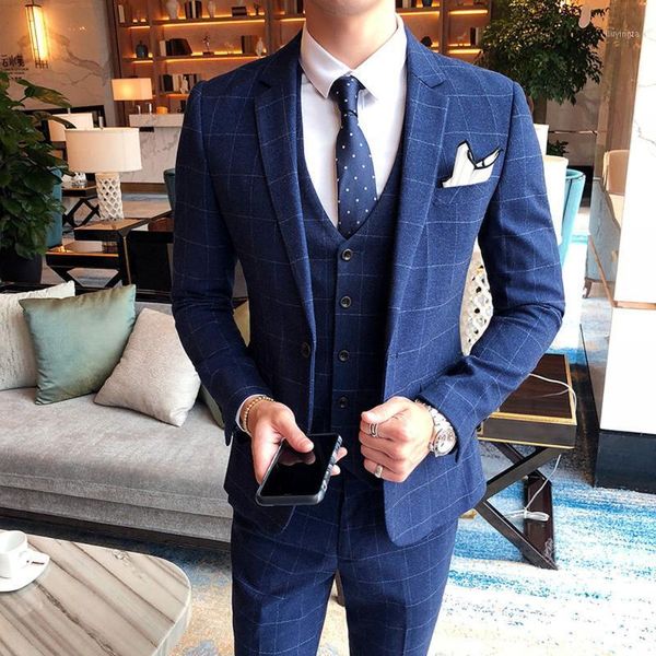 2020 three pieces formal business plaids suit for men's slim gentleman korean style single breasted suit jacket + vest + pants1, White;black
2020 three pieces formal business plaids suit for men's slim gentleman korean style single breasted suit jacket + vest + pants1, White;black