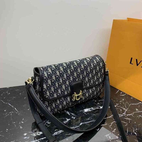 factory wholesale factory wholesale latest luggage advanced underarm bag jacquard embroidery single shoulder messenger small square bag high
factory wholesale factory wholesale latest luggage advanced underarm bag jacquard embroidery single shoulder messenger small square bag high