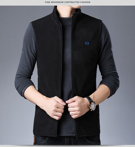 2020 men's fashion waistcoat casual grain veet vest for young men kl-b37-208015, Black;white
2020 men's fashion waistcoat casual grain veet vest for young men kl-b37-208015, Black;white