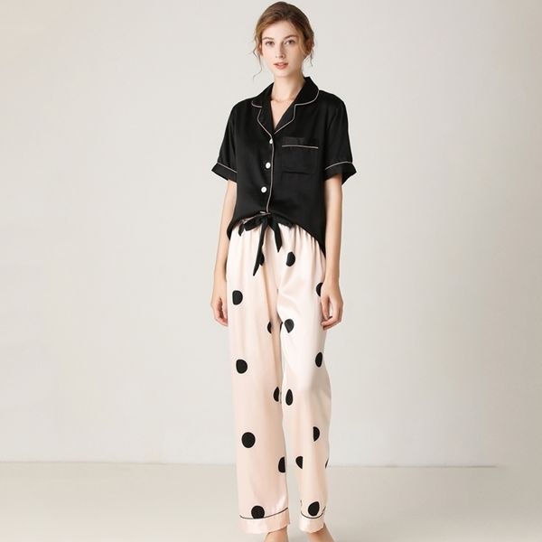shorts sleeve pajama set women silk satin night wear fashion sleep wear 2 pieces leisure home clothing 210203, Black;red
shorts sleeve pajama set women silk satin night wear fashion sleep wear 2 pieces leisure home clothing 210203, Black;red