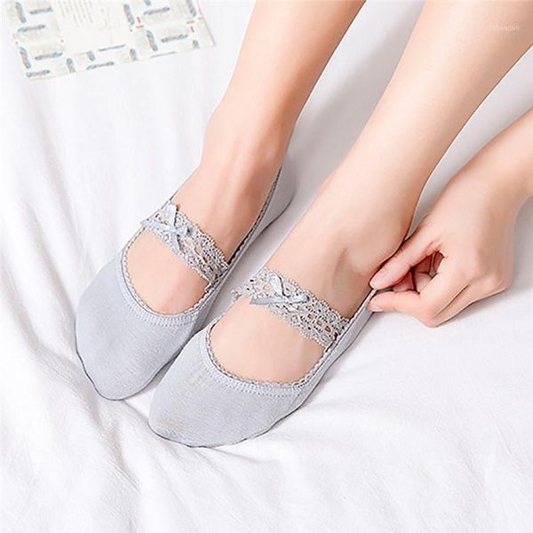 1 pairs fashion women girls summer blend thin socks non-slip lace short socks anti skid invisible boat1, Black;white
1 pairs fashion women girls summer blend thin socks non-slip lace short socks anti skid invisible boat1, Black;white