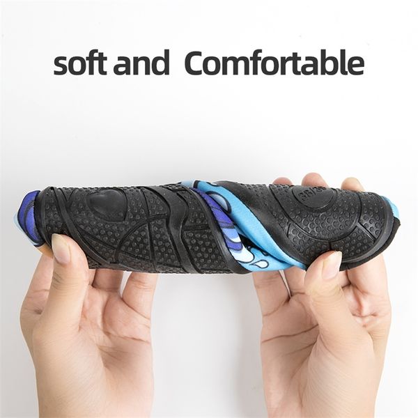 copozz summer water for men women whale candy aqua seaside beach surfing slippers quick drying swimming shoes y200420, Black
copozz summer water for men women whale candy aqua seaside beach surfing slippers quick drying swimming shoes y200420, Black