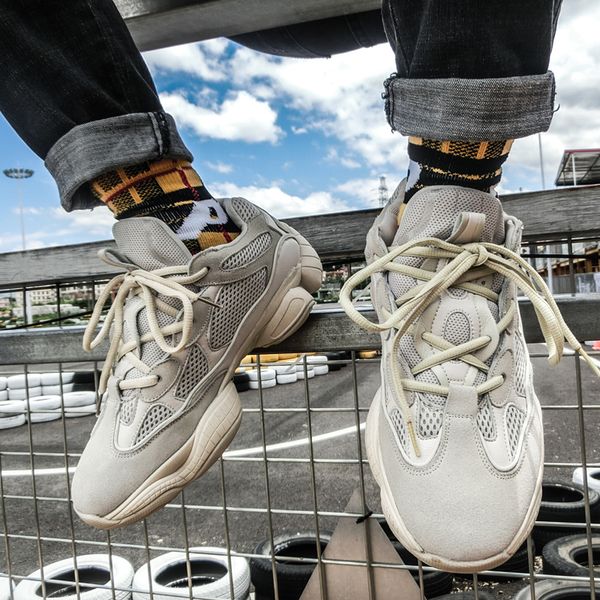 2020 fashion men casual walking sneakers couple outdoor platform board shoes lace up breathable graffiti, Black;brown
2020 fashion men casual walking sneakers couple outdoor platform board shoes lace up breathable graffiti, Black;brown