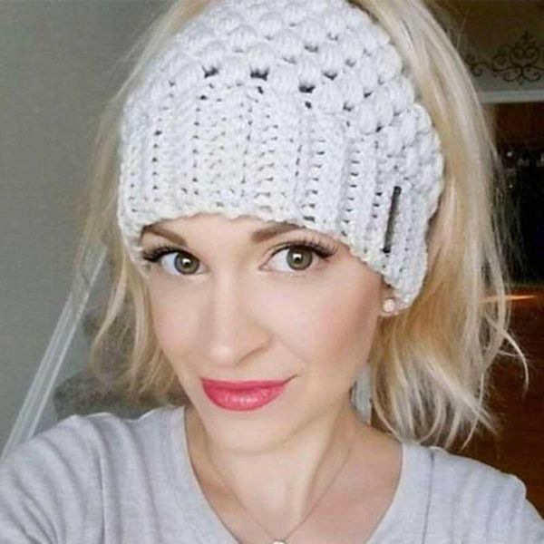 2020 новых женщин beanie caps осень зима повседневные шляпы solid color натяжные теплый knit visor cap с tag messy bun, Blue;gray
2020 новых женщин beanie caps осень зима повседневные шляпы solid color натяжные теплый knit visor cap с tag messy bun, Blue;gray