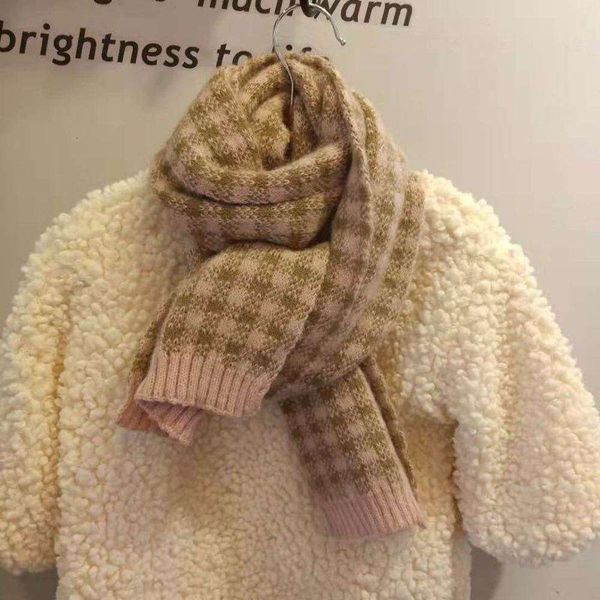 fce ins south korea new children's long plaid scarf autumn winter boys and girls go out windproof warm neck cover, Red;brown
fce ins south korea new children's long plaid scarf autumn winter boys and girls go out windproof warm neck cover, Red;brown