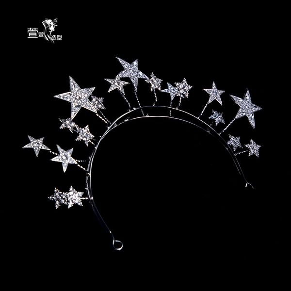 new brides show, exaggerated star shaped crown, gorgeous hair ornament, hippocampus, the same high-quality pgraphic headdress, Silver
new brides show, exaggerated star shaped crown, gorgeous hair ornament, hippocampus, the same high-quality pgraphic headdress, Silver