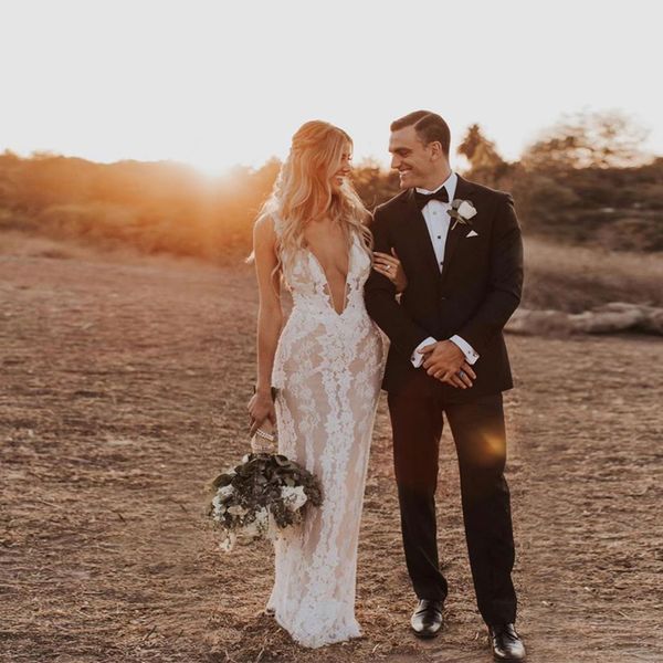 оболочка свадебные платья white lace champagne подкладка vestidos novia matrimonio глубокий v-образным вырезом из бисера аппликациями платье
оболочка свадебные платья white lace champagne подкладка vestidos novia matrimonio глубокий v-образным вырезом из бисера аппликациями платье