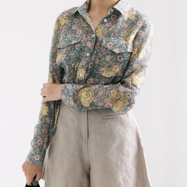 women shirt spring / summer 2020 new shirt fashionable silk jacquard printed, White
women shirt spring / summer 2020 new shirt fashionable silk jacquard printed, White
